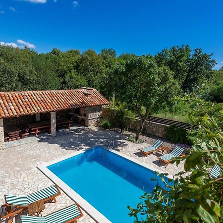 Beautiful Apartment In Pinezici With Wifi Екстериор снимка