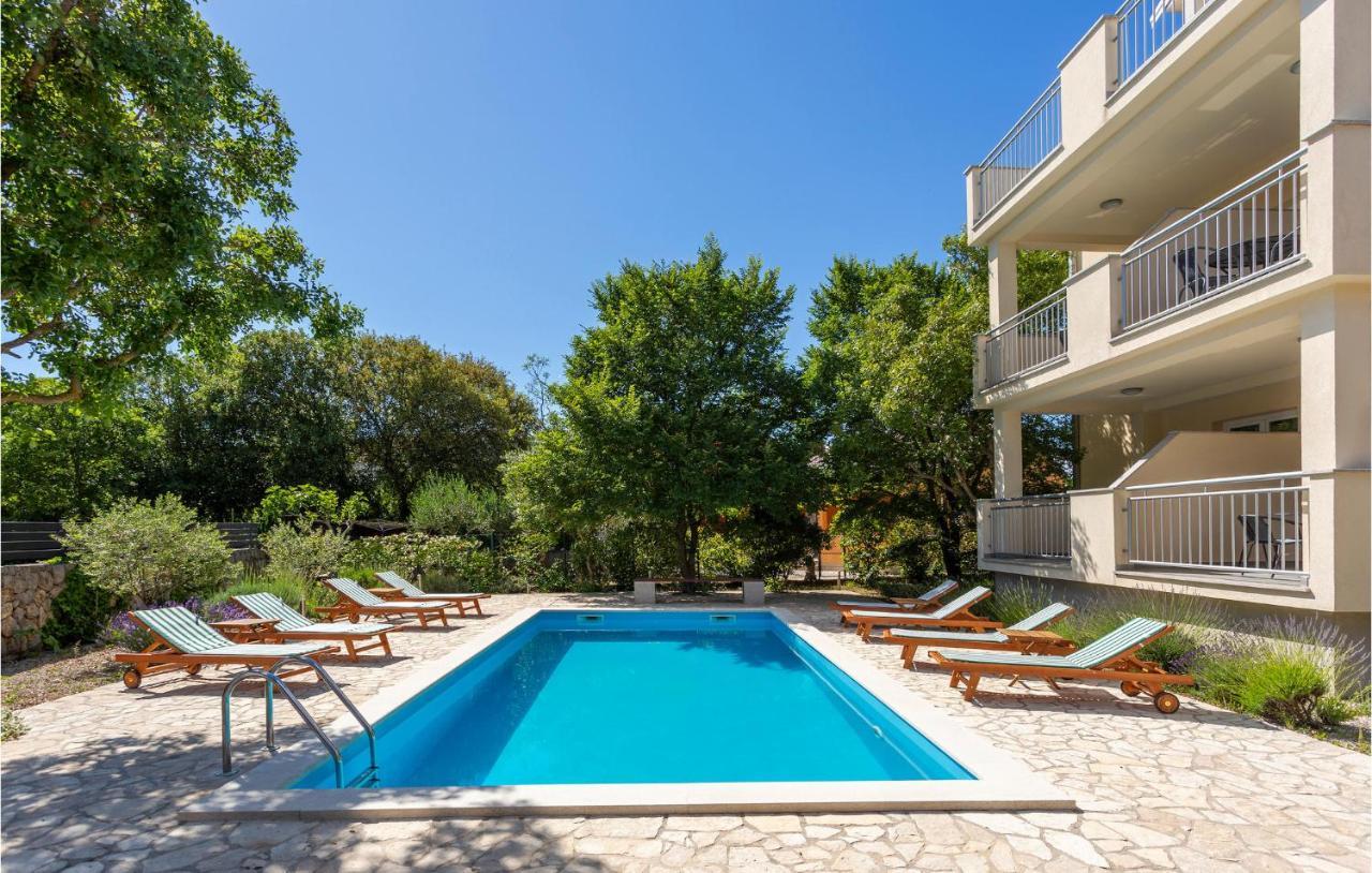 Beautiful Apartment In Pinezici With Wifi Екстериор снимка