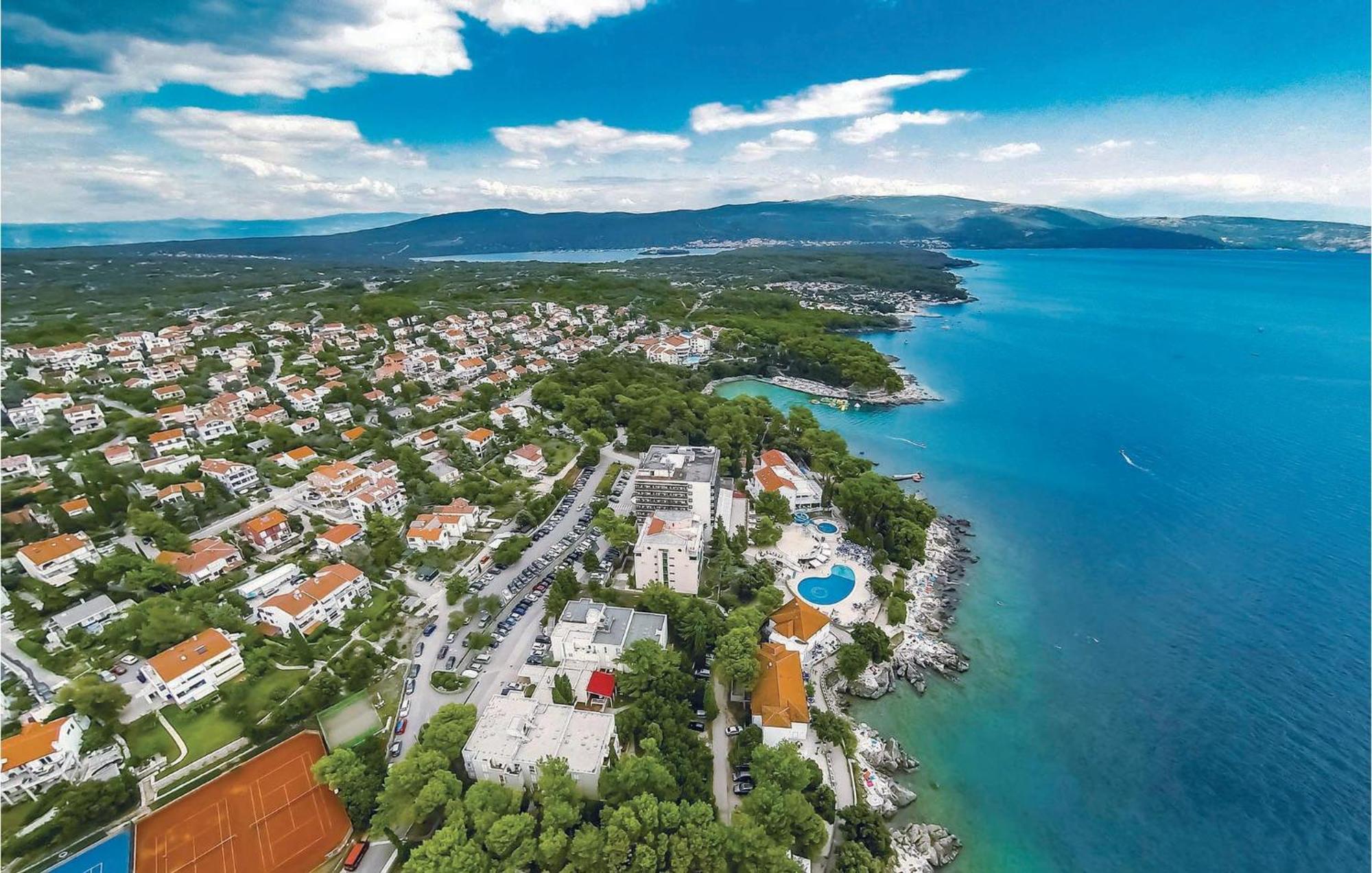 Beautiful Apartment In Pinezici With Wifi Екстериор снимка